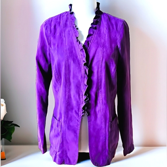 Kelly Oversized Purple V-Neck Jacket with Ruffled Trim and Pockets Sz Small - Picture 1 of 9
